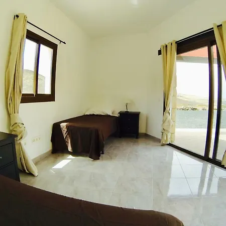 Surfvilla Affittacamere *